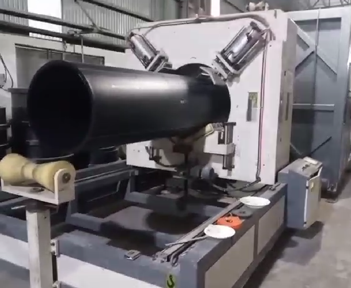 PE800管材挤出生产线